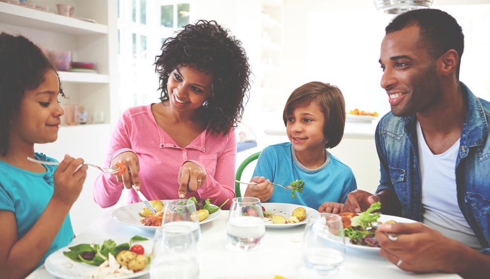 The importance of having dinner together with families